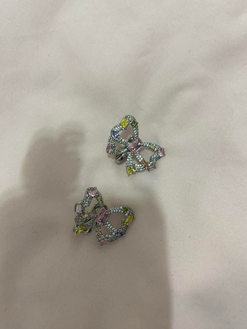Nana Jacqueline Pippa Bow Small Earrings
